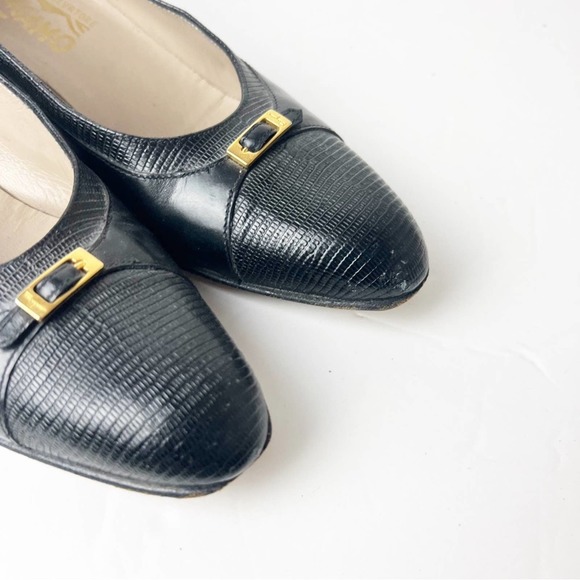Salvatore Ferragamo Vintage Black Low Cut Heels SZ 7.5 AAAA - Picture 9 of 9
